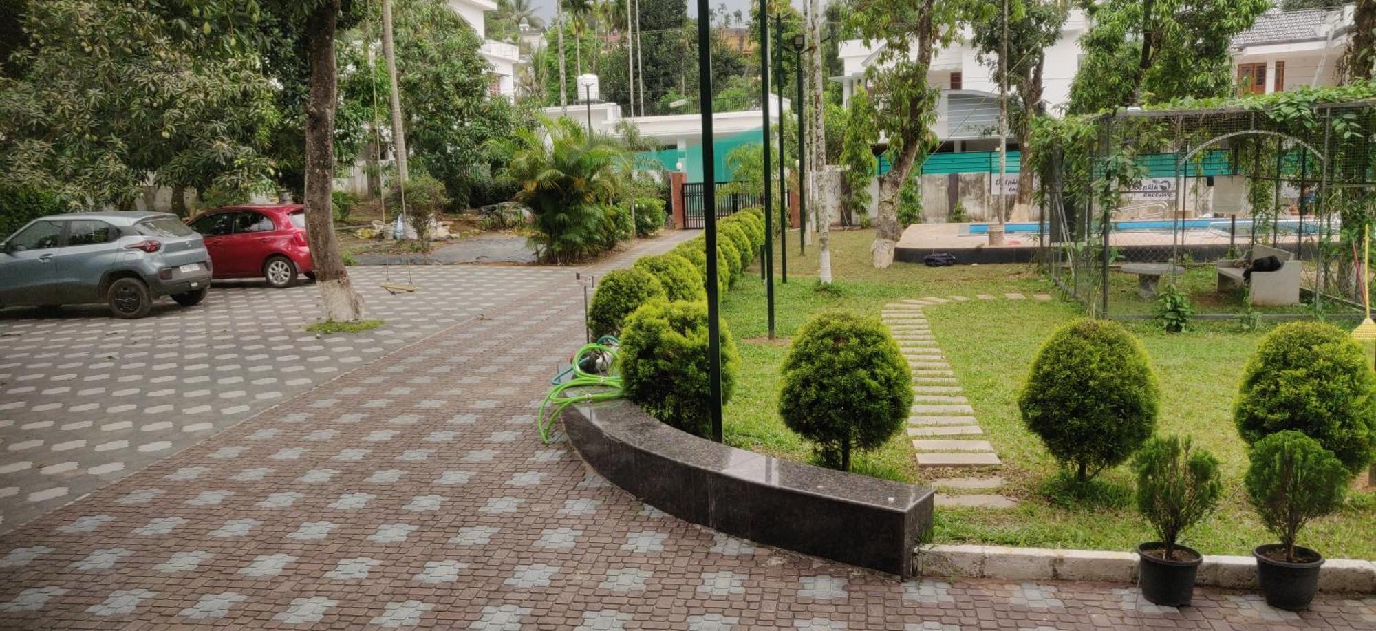 Dolphin Enclave Service Studio Apartments カルペッタ エクステリア 写真
