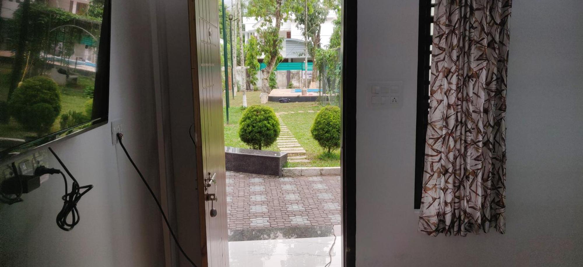 Dolphin Enclave Service Studio Apartments カルペッタ エクステリア 写真